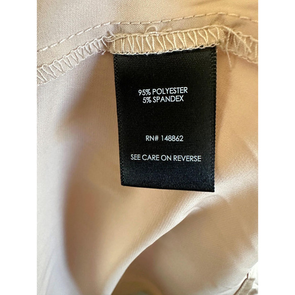 NWT Torrid Madison Satin Button Up Long Sleeve Shirt Blouse Top Plus Size 2 2X - Picture 4 of 9